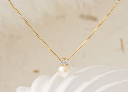 Shell Pearl Zircon Charm Box Chain Necklace – Elegant Sophistication