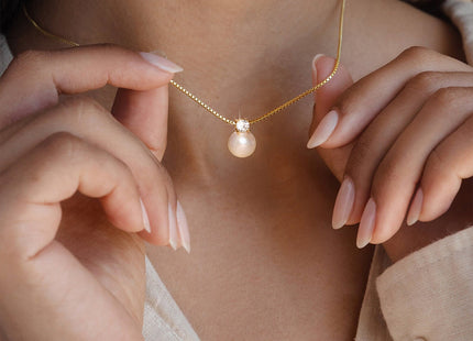 Shell Pearl Zircon Charm Box Chain Necklace – Elegant Sophistication