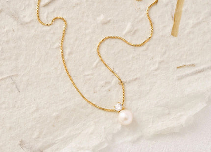 Shell Pearl Zircon Charm Box Chain Necklace – Elegant Sophistication